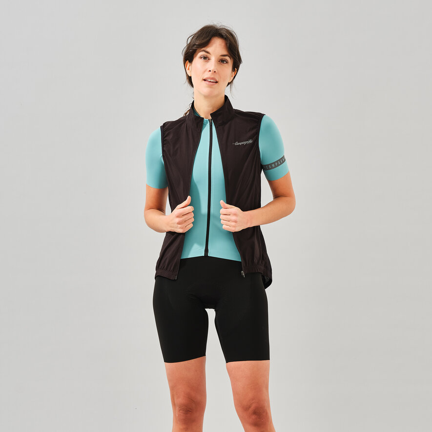 DREAM BIGGER WOMAN GILET - BLACK, BLACK, hi-res-1