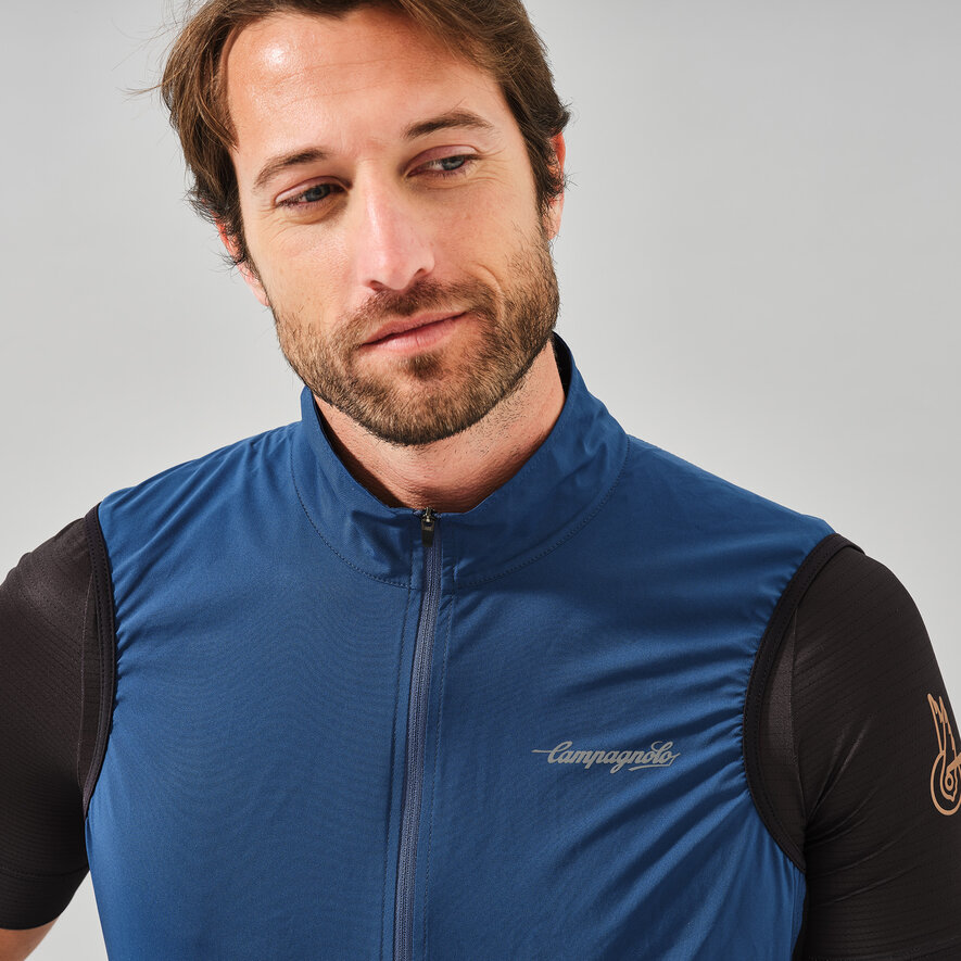 DREAM BIGGER GILET - BLACK, BLAU, hi-res-1
